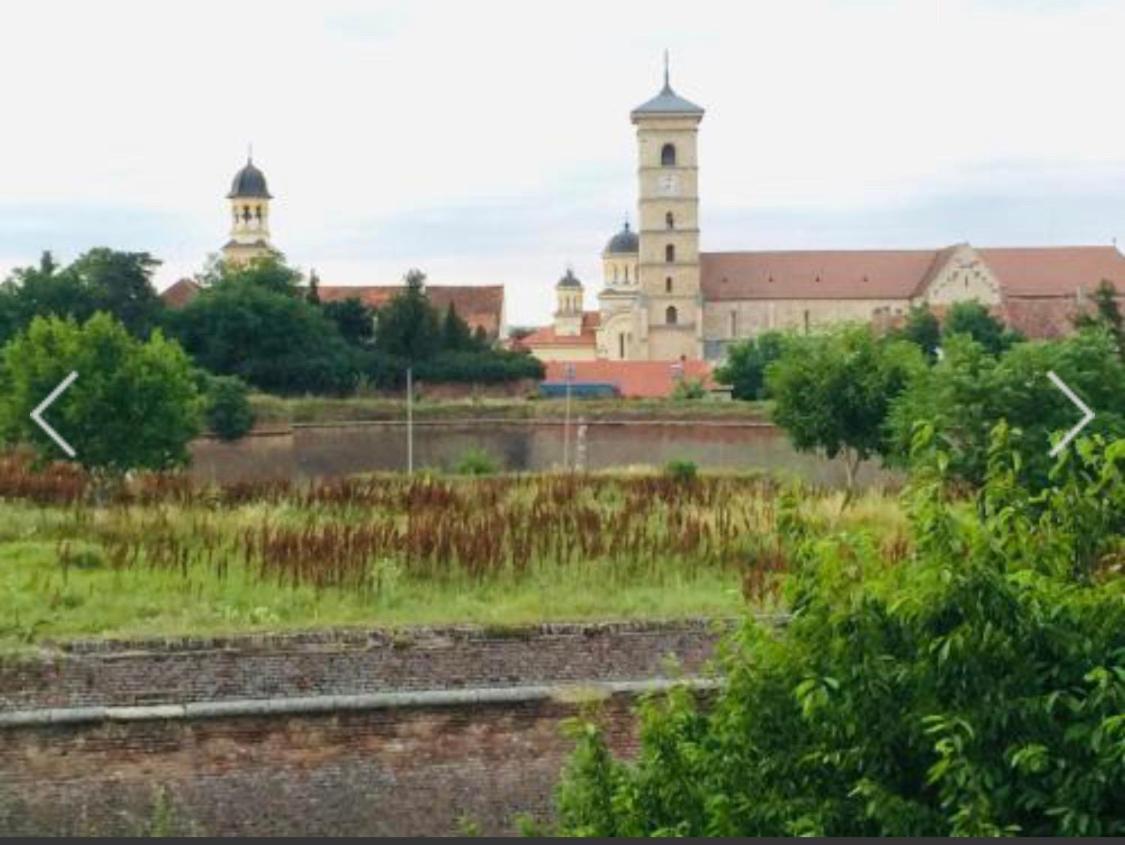 Caroline Residence Alba Iulia Buitenkant foto